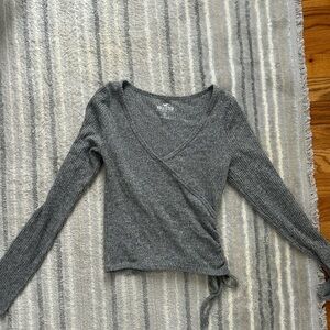 Hollister Gray Long Sleeve Wrap Tie Front Blouse